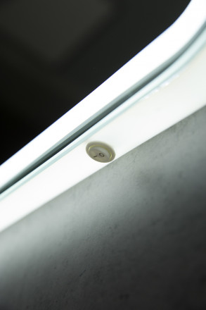 BelBagno SPC-CEZ-800-700-LED-BTN Зеркало