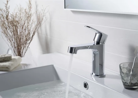 AQUATEK ОБЕРОН AQ1210CR смеситель для раковины