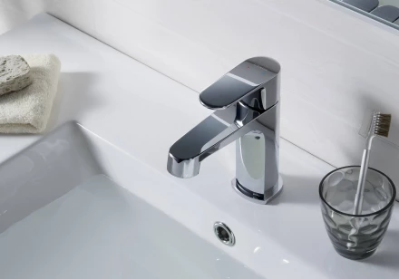 AQUATEK ОБЕРОН AQ1210CR смеситель для раковины
