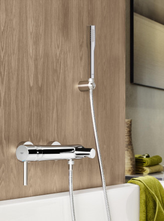 Grohe Essence New 33628001 Смеситель для ванны