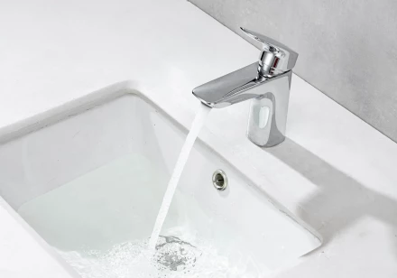 AQUATEK ВЕГА AQ1011CR смеситель для раковины