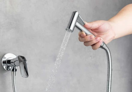 AQUATEK ВЕГА AQ1019CR комплект для гигиенического душа встроенный