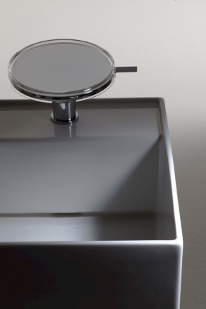 Laufen Kartell 8.1133.1.000.111.1 раковина свободностоящая со скрытым сливом
