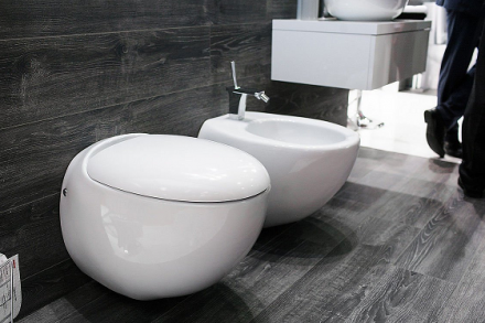 Унитаз подвесной Sanita Luxe Ringo с сиденьем из дюропласта c системой soft close