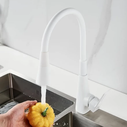 Raffine F313C-1 Смеситель для кухни с гибким изливом
