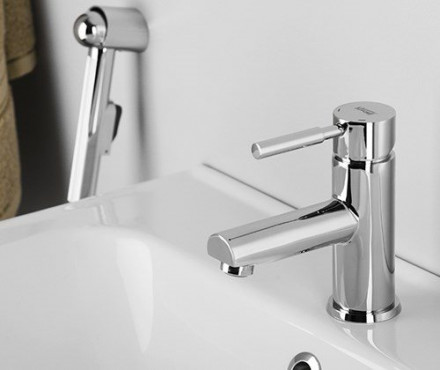 Wasserkraft Main 4108 Смеситель для раковины с гигиенической лейкой