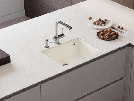 Omoikiri Tedori 54-U-BL мойка 550x420 черный