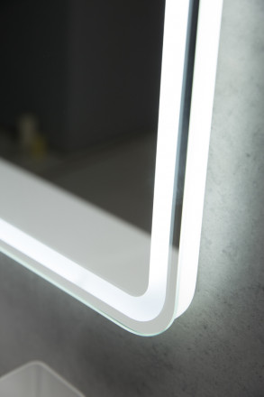 BelBagno SPC-MAR-600-800-LED-TCH-SNDЗеркало голосовым управлением и подогревом