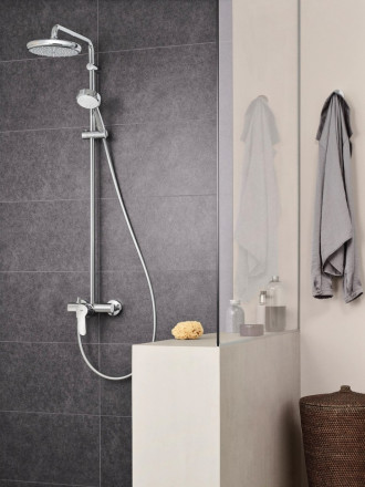 Grohe Tempesta Cosmopolitan 210 26224001 Душевая стойка