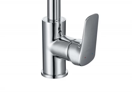 AQUATEK ВЕГА AQ1081CR cмеcитель для кухни