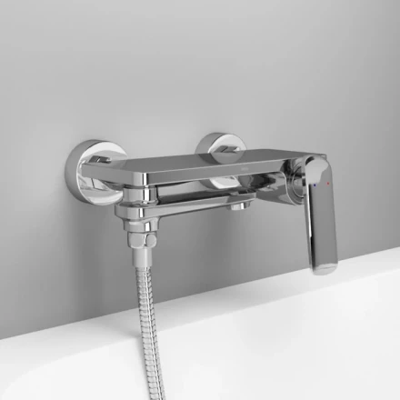 Iddis Смеситель для ванны IDDIS Dash DASSB00i02WA