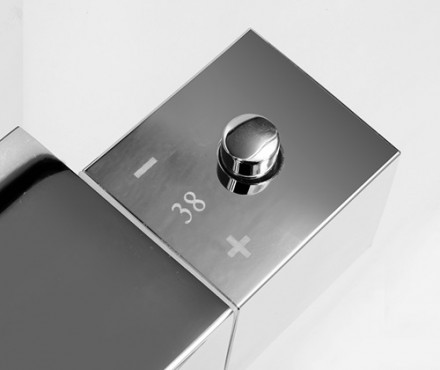 Wasserkraft A15502 Thermo Душевая стойка со смесителем для душа