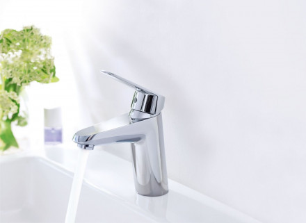 Grohe Eurodisc Cosmopolitan 33190002 смеситель для раковины 