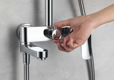 AQUATEK ВЕГА AQ2040CR душевая система 3jet