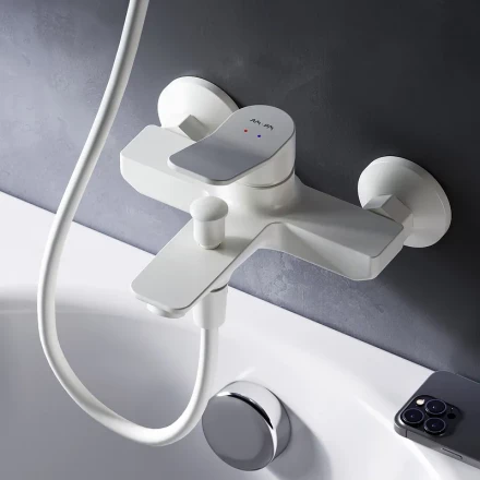 AM.PM X-Joy F85A10033 Смеситель для ванны и душа белый