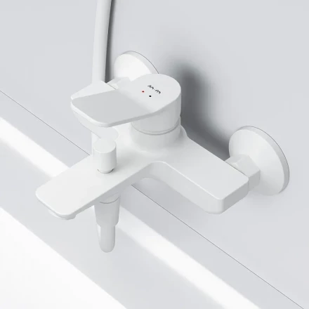AM.PM X-Joy F85A10033 Смеситель для ванны и душа белый