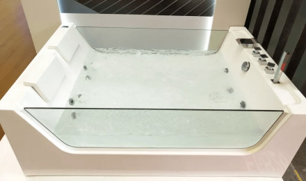 Ceruttispa C-454 Акриловая ванна с гидромассажем 170x120