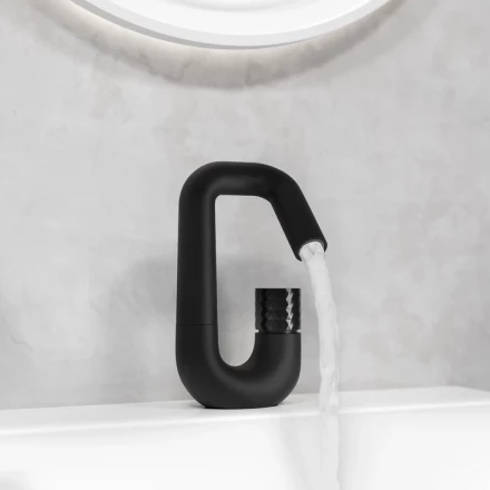 Iddis Twist TWIBLBTi01 смеситель для раковины