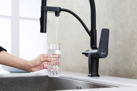 Lemark Bronx LM3761BL смеситель для кухни