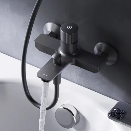 AM.PM X-Joy F85A10522 Смеситель для ванны и душа нажимной TouchReel черный