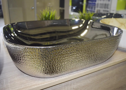 CeramaLux D1302H009 раковина 50.5