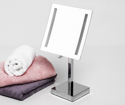 Wasserkraft K-1007 Зеркало с LED-подсветкой, 3-х кратным увеличением
