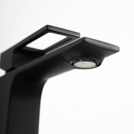 BelBagno LUCI LUC-LVM-NERO Смеситель для раковины